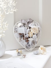English Rose Heart Pot Pourri - Image 1 of 4