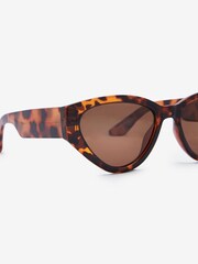Tortoiseshell Brown Polarized Cateye Sunglasses - Image 5 of 6