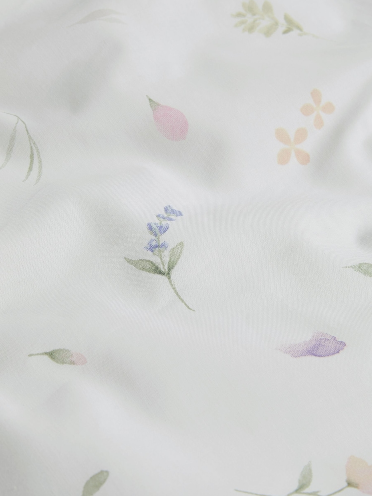 White Petal 100% Cotton Printed Duvet Cover and Pillowcase Set - Image 4 of 4