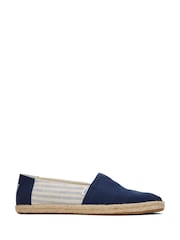 TOMS Gestreifte, gewebte Espadrilles mit Kordel, Blau - Bild 1 von 1
