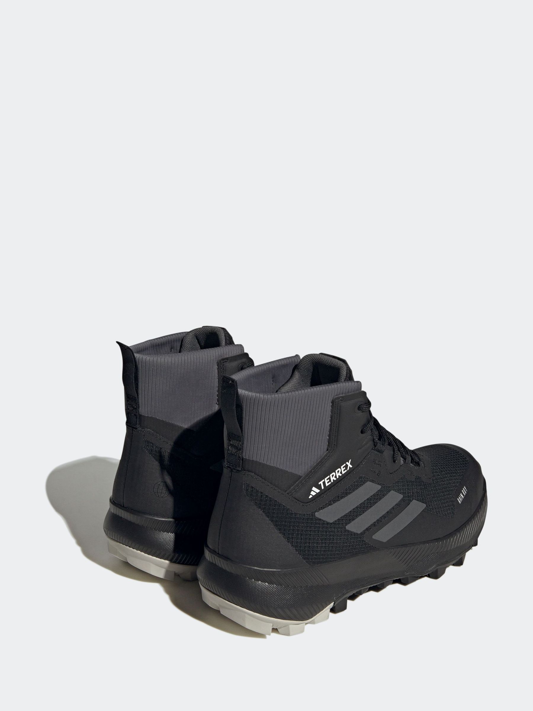 Adidas terrex tivid mid deals
