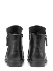 Hotter Chester II Wide Fit Black Zip-Fastening Boots - Image 4 of 4