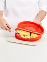 Lekue Red Microwave Omelette Maker - Image 2 of 4