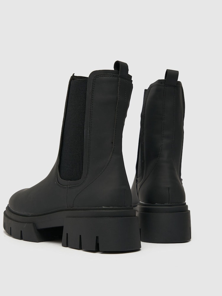 Schuh Amaya Chunky Chelsea Black Boots - Image 4 of 4
