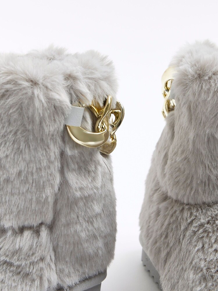 River Island Grey Faux Fur Slipper Boots - Image 5 of 5