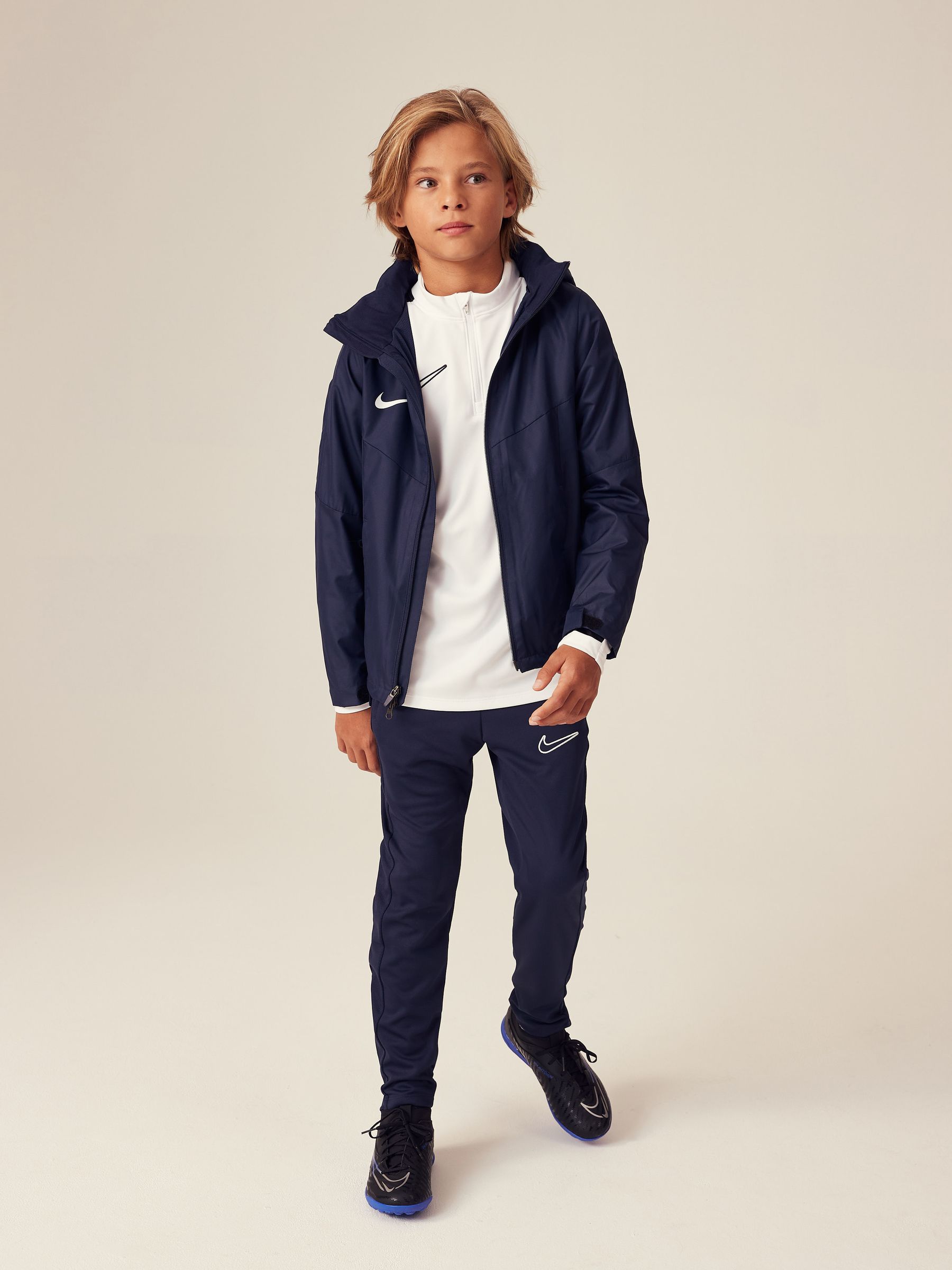 Nike dri fit jacket with hood sales