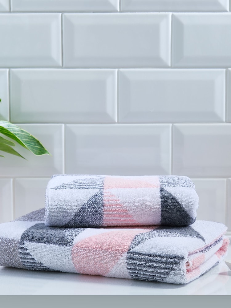 Fusion Pink 100% Cotton Hendra Jacquard Towel - Image 2 of 3