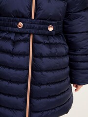 Granatowy płaszcz nieprzemakalny Baker by Ted Baker z rozkloszowanym dołem i rękawiczkami - Image 10 of 15