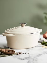Barbary & Oak Cream 29cm Foundry Oval Cast Iron Casserole Dish - Image 1 of 8