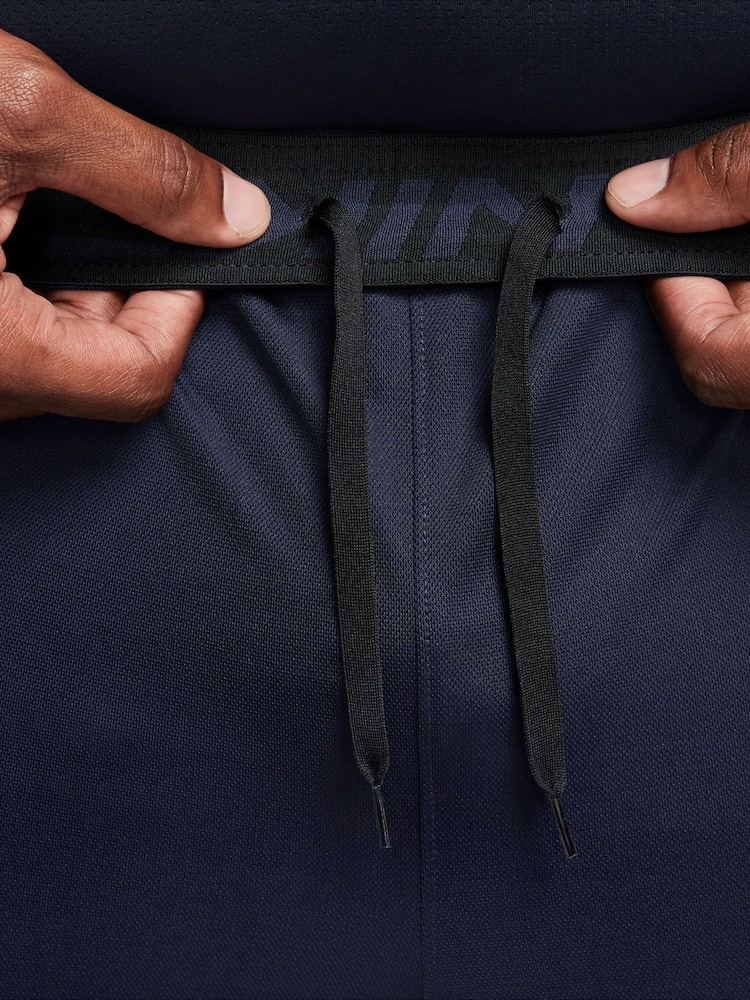 Nike Navy Dri-FIT Totality 7 inch Knit Training Shorts - Image 13 of 14