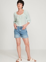 M&co Petite Bluse mit Herzausschnitt, Grün - Bild 4 von 4