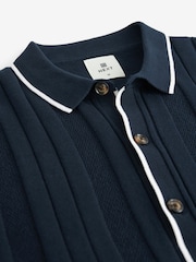 Marineblaue Textur - Durchgeknöpftes Polo-Shirt - Bild 7 von 8