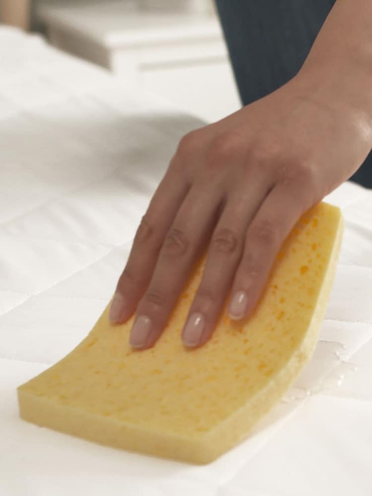 Slumberdown Teflon 35cm Depth White Mattress Protector - Image 4 of 4