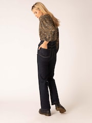 Mistral Green Amongst The Hedgerow Jersey T-Shirt - Image 10 of 16