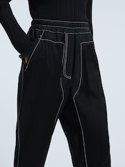 Reiss Black Georgina Atelier Italian Relaxed Contrast Stitch Drawstring Trousers - Image 3 of 6