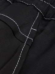 Reiss Black Georgina Atelier Italian Relaxed Contrast Stitch Drawstring Trousers - Image 6 of 6