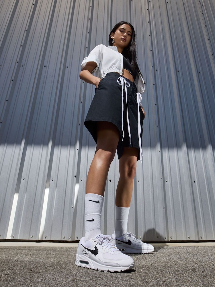 Nike Air Max 90 sneakers - Image 2 of 8