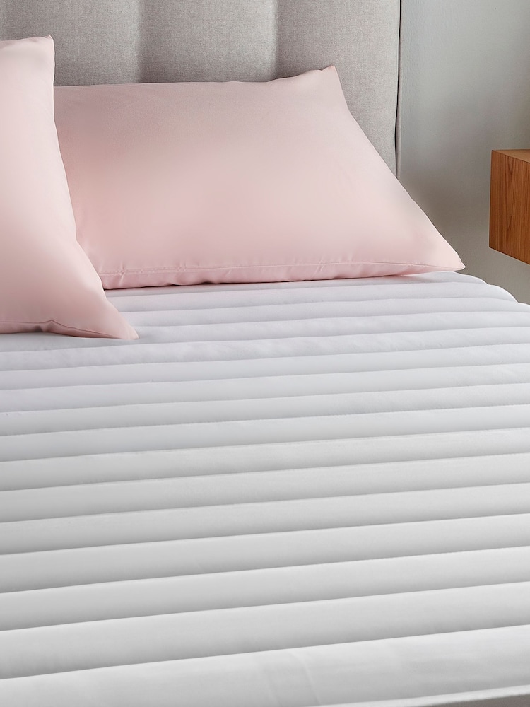Silentnight New and Improved Mattress Protector - Image 1 of 7