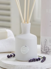 Country Luxe Spa Retreat Lavender and Geranium 170ml Fragranced Reed Diffuser - Image 2 of 6