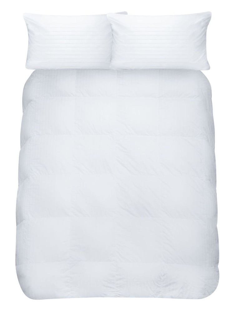 Laura Ashley White Premium Duck Feather and Down Duvet 13.5 Tog - Image 2 of 4