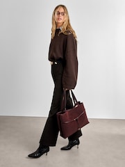 حقيبة نسائية كبيرة موديل Lori من Katie Loxton - Image 1 of 7