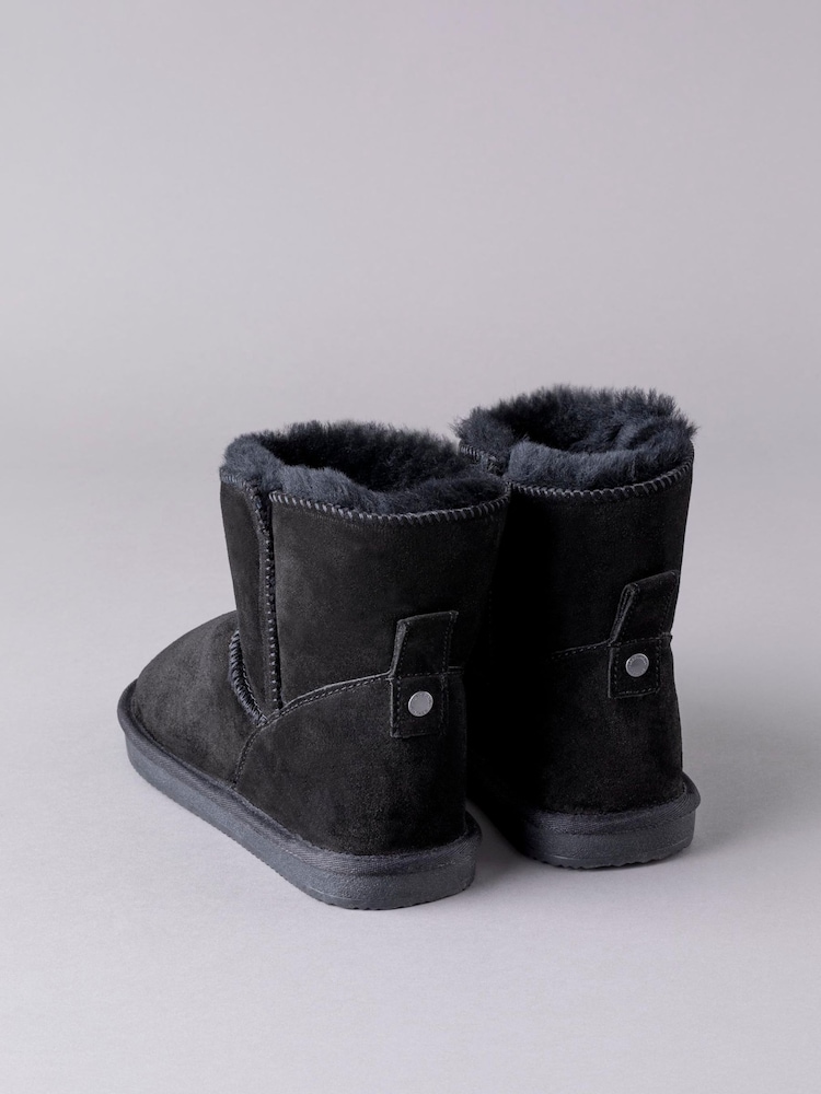 Lakeland Leather Black Ladies Sheepskin Boots Slippers - Image 4 of 5