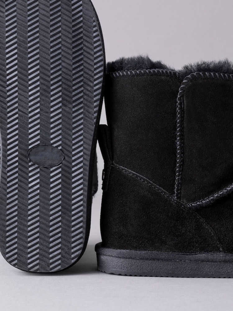 Lakeland Leather Black Ladies Sheepskin Boots Slippers - Image 5 of 5