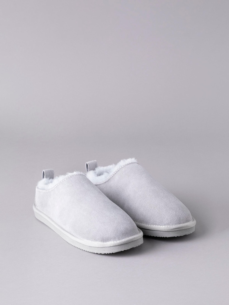 Lakeland Leather Grey Ladies Sheepskin Clog Winter Slippers - Image 2 of 5