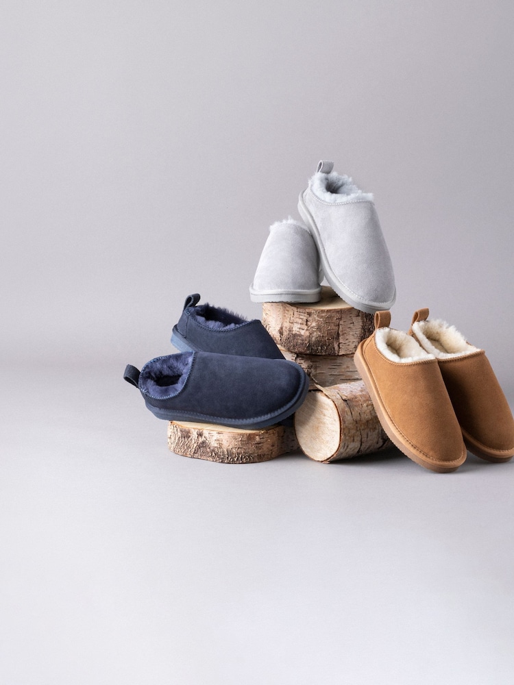 Lakeland Leather Grey Ladies Sheepskin Clog Winter Slippers - Image 5 of 5