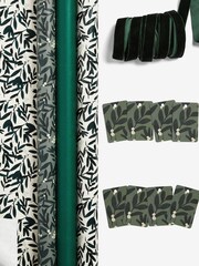 Set of 3 Berries Luxury Craft Christmas Wrapping Paper and Accessories - Image 4 of 5