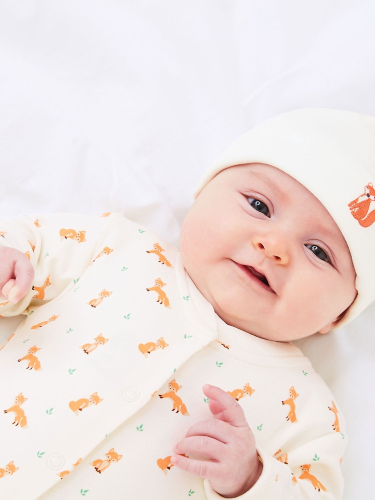 Sombrero de algodón bordado para bebé de JoJo Maman Bébé - Imagen 1 de 2