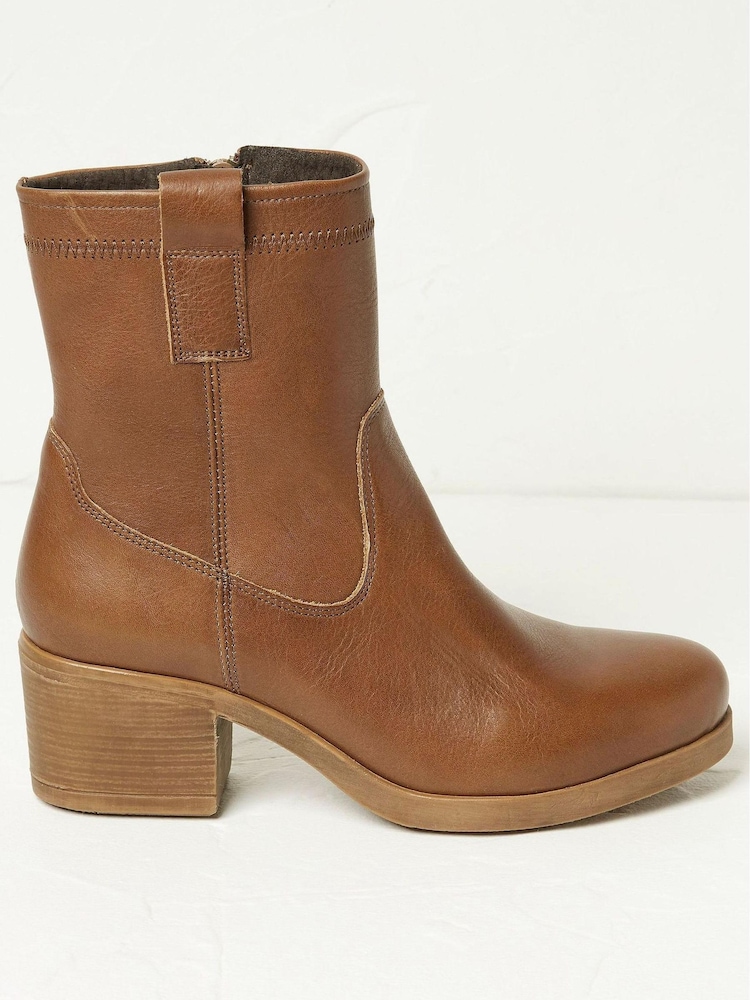 FatFace Hollie Block Heel Brown Boots - Image 1 of 4 FatFace Hollie Block Heel Brown Boots - Image 1 of 4