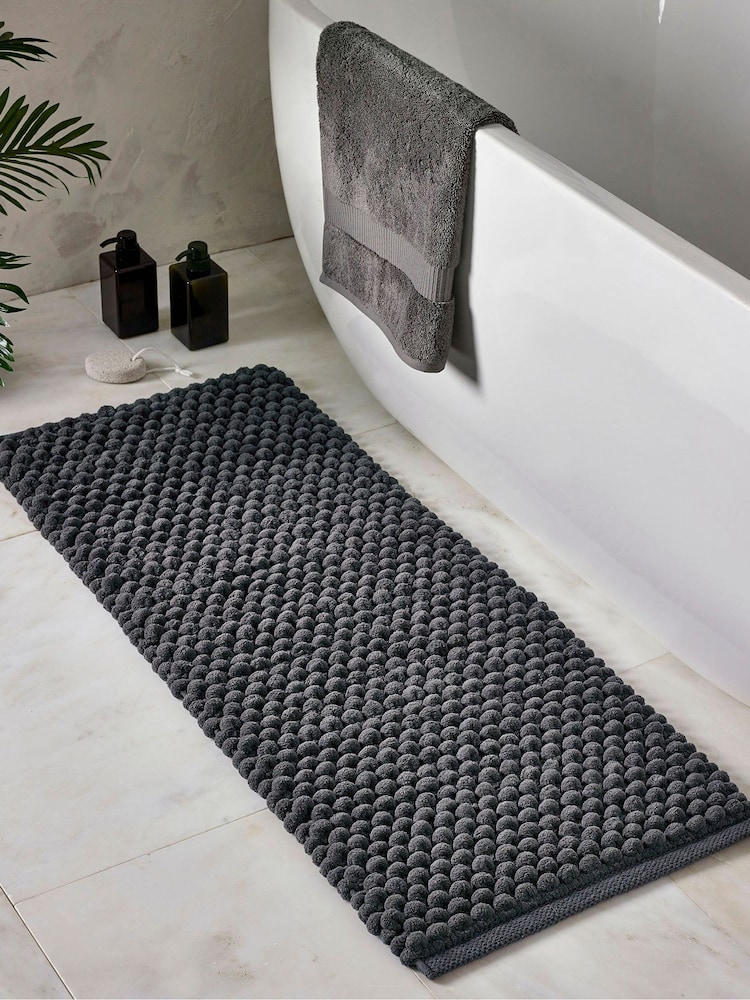 Charcoal Grey Giant Runner Bath Bobble Mat - Image 1 of 5