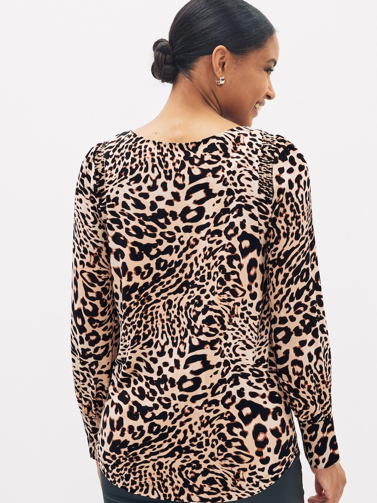 Brown Animal Long Sleeve Crew Neck Cuff Blouse - Image 2 of 4 Brown Animal Long Sleeve Crew Neck Cuff Blouse - Image 2 of 4