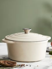 Barbary & Oak Cream 24cm Foundry Round Cast Iron Casserole Pan - Image 1 of 7