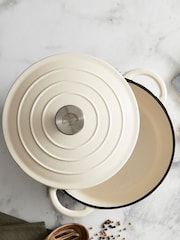 Barbary & Oak Cream 24cm Foundry Round Cast Iron Casserole Pan - Image 2 of 7