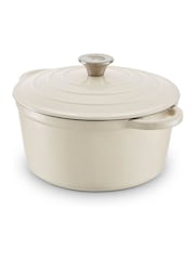 Barbary & Oak Cream 24cm Foundry Round Cast Iron Casserole Pan - Image 6 of 7