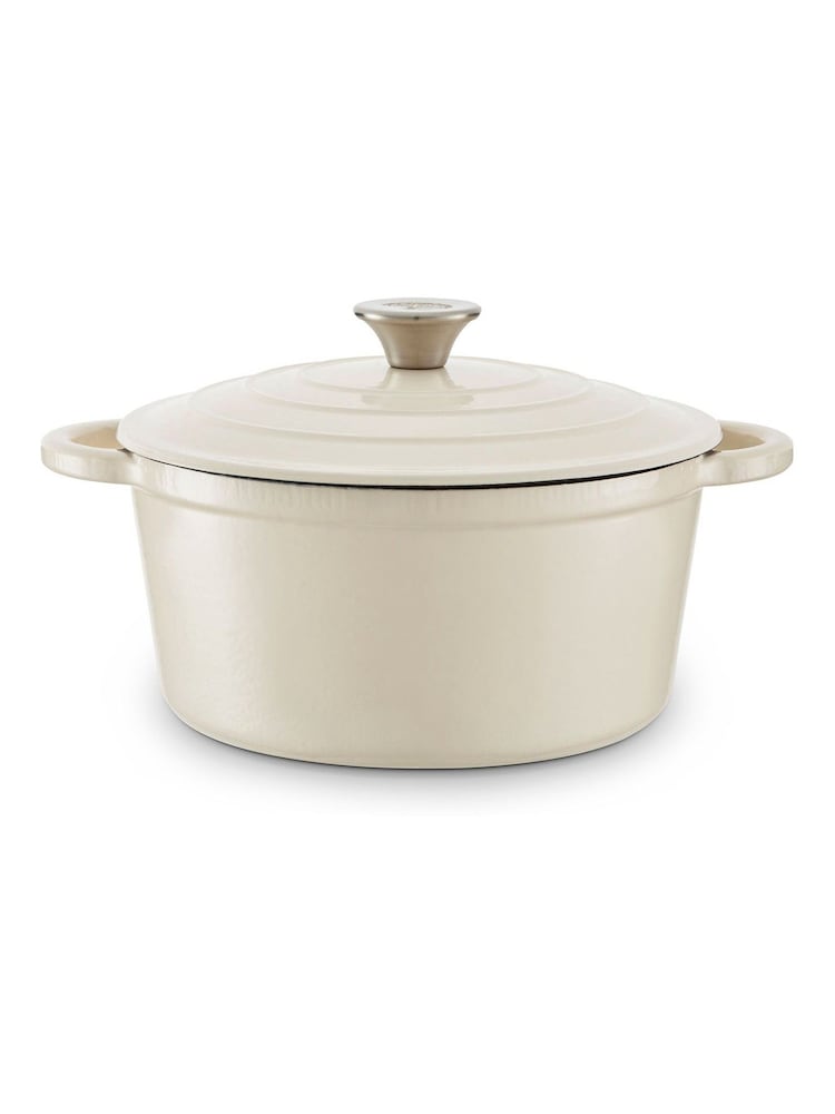 Barbary & Oak Cream 24cm Foundry Round Cast Iron Casserole Pan - Image 7 of 7