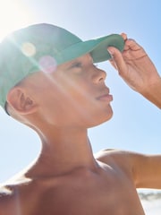 Grün - Cap aus Nylon (1–16 Jahre) - Bild 1 von 5