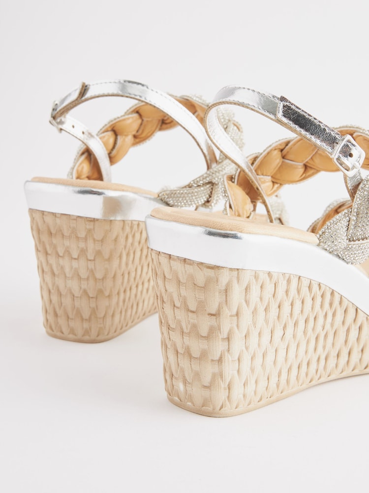 Silber - Forever Comfort® Bling Schuhe mit Keilabsatz und geflochtenem Design - Bild 8 von 8 Silber - Forever Comfort® Bling Schuhe mit Keilabsatz und geflochtenem Design - Bild 8 von 8