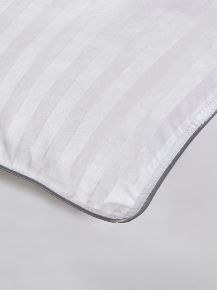 BHS 10.5 tog Goose Down Duvet - Image 2 of 4