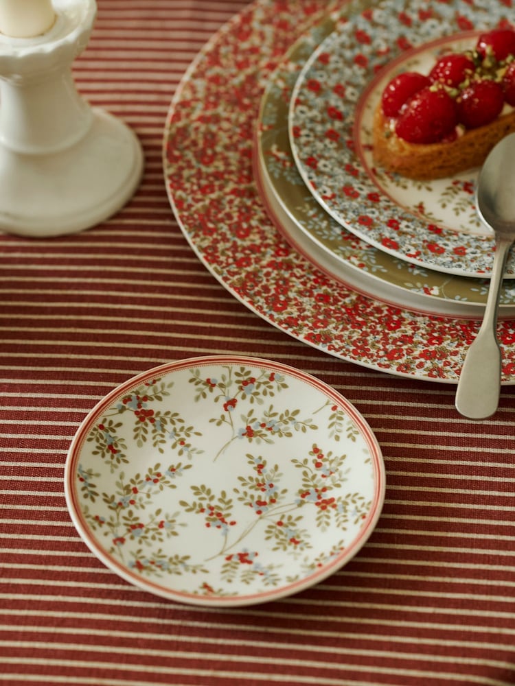 Laura Ashley Green Set of 4 Stockbridge Petit Four Plates - Image 2 of 3