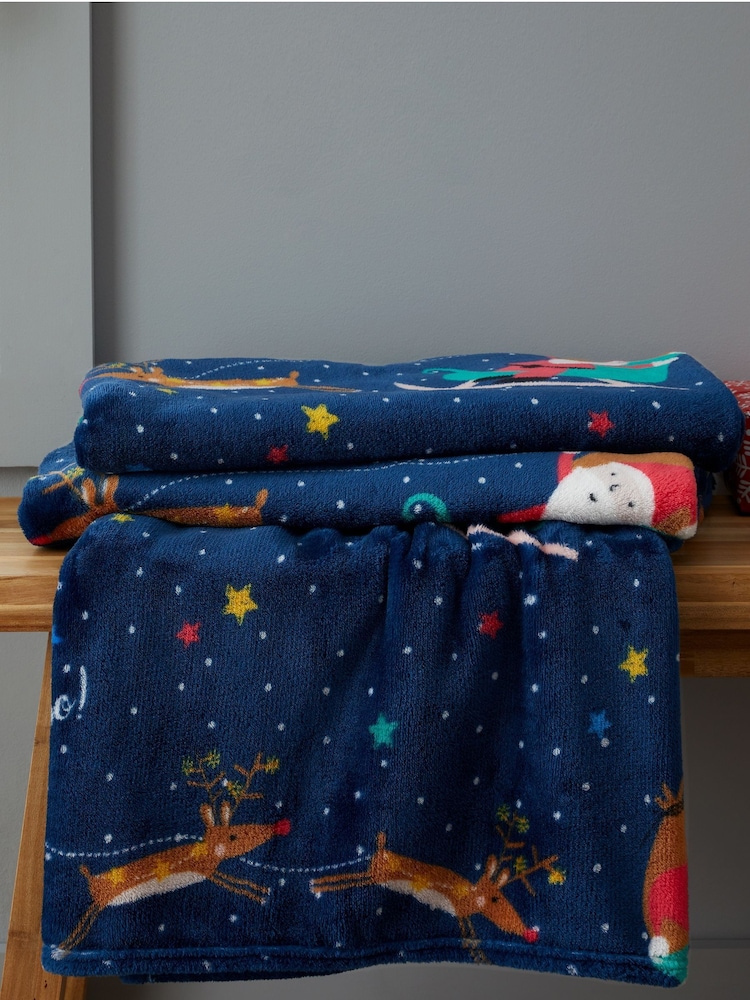 Catherine Lansfield Blue Santa's Christmas Wonderland Warm And Cosy Fleece Throw - Image 1 of 4