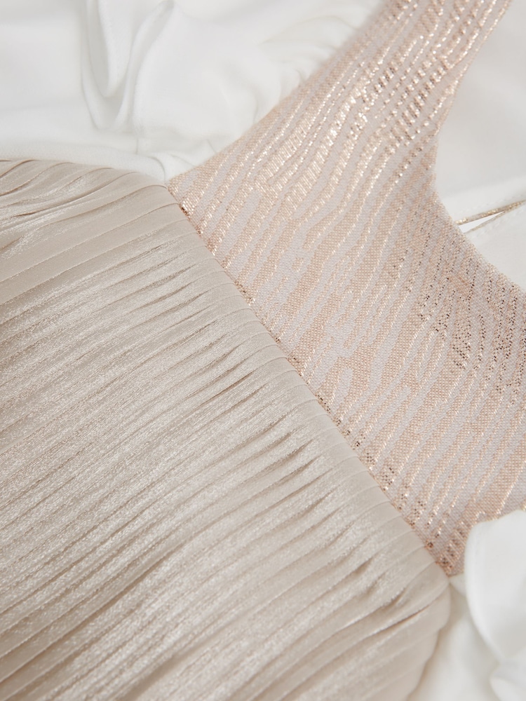 Vestido plisado metalizado Ariella de Reiss - Imagen 9 de 9