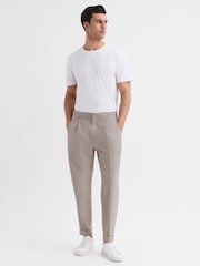 Reiss Oatmeal Melange Brighton Relaxed Drawstring Trousers with Turn-Ups - Image 3 of 7