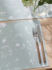 Catherine Lansfield 4 Pack Green Meadowsweet Floral Wipeable 100% Cotton Placemats - Image 2 of 3