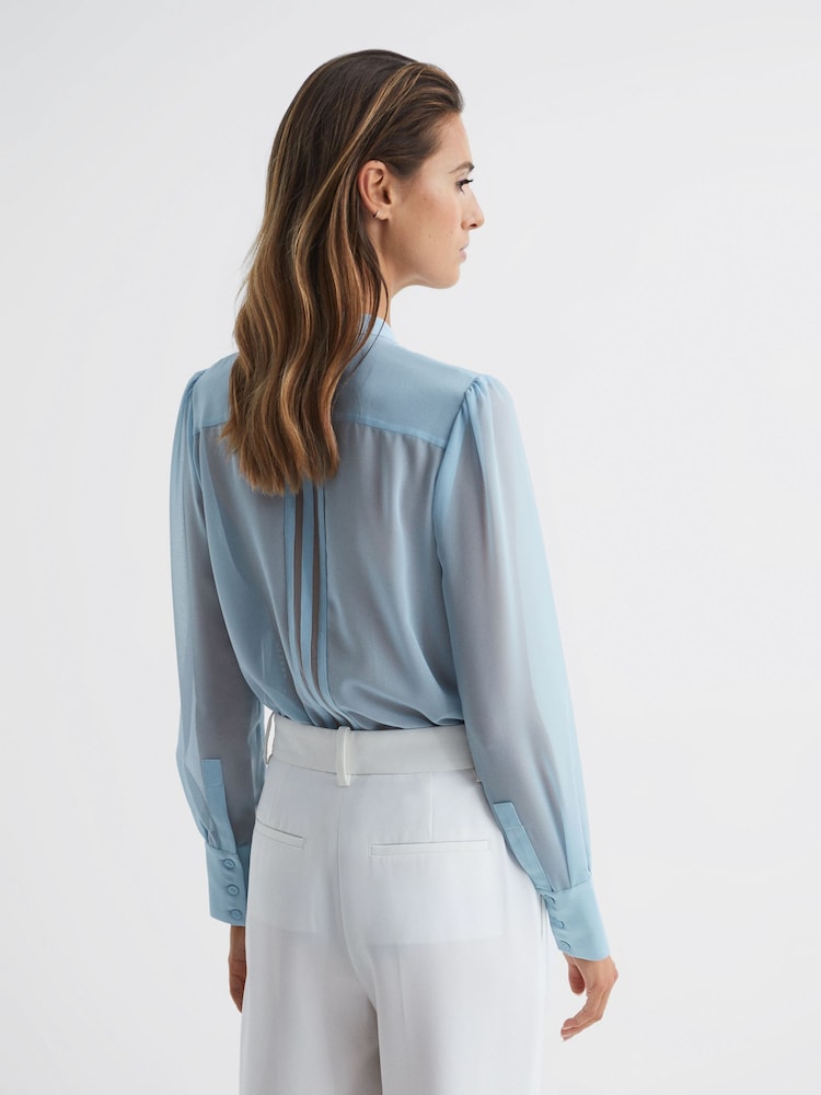 بلوزة شفافة خطوط بكم طويل Noa من Reiss - Image 5 of 6