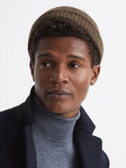 Reiss Taupe Clyde Ribbed Cashmere Beanie Hat - Image 2 of 4