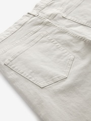 Stone - Gerade Passform - Gefärbte Stretch-Jeans - Bild 10 von 11