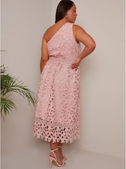 Chi Chi London Pink Curve One Shoulder Premium Lace Midi Dress - Image 2 of 4
